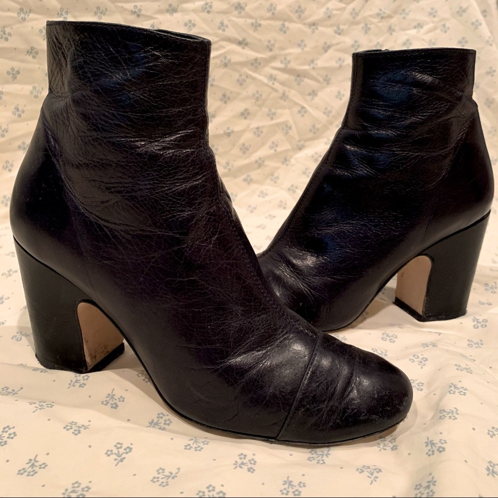 Zara Cap Toe Block Heel Bootie Navy Blue 7.5 / 38